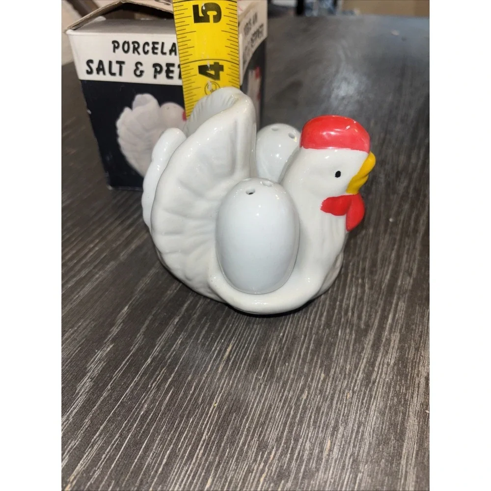 Vintage Porcelain Hen & Egg Napkin Holder/ Salt & Pepper Shakers New in box!